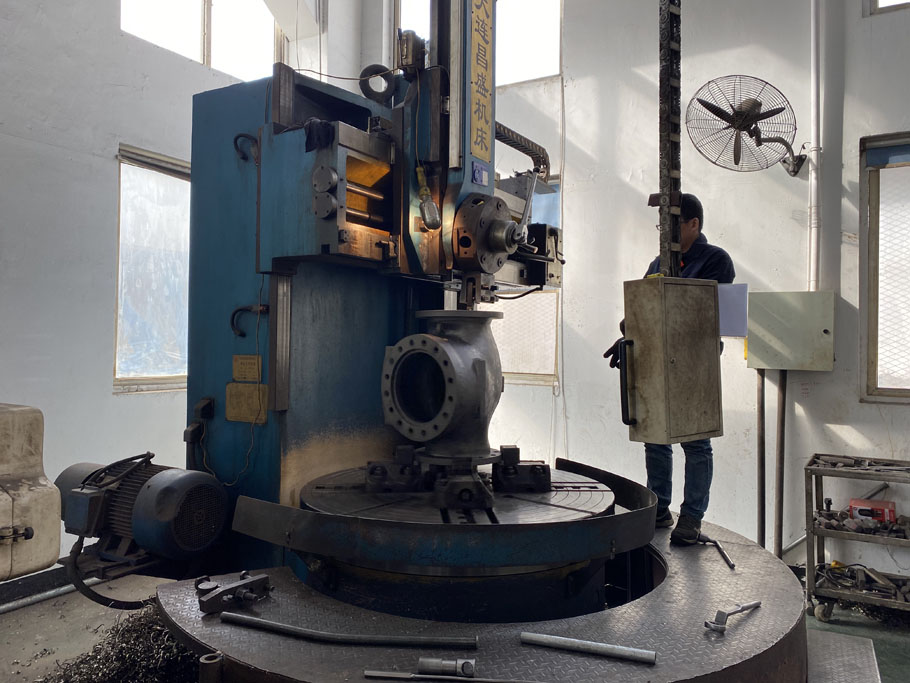 Vertical Lathe.jpg